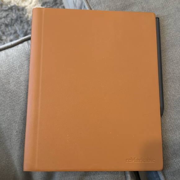 Remarkable 2 - Picture 7 of 12